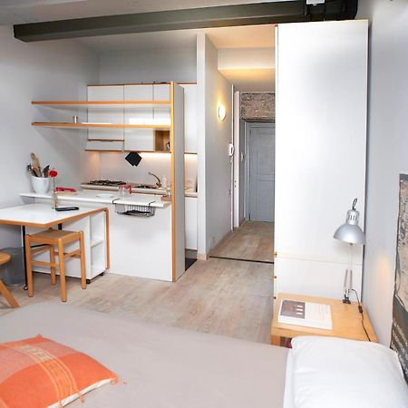 Cozy Nest Apartment Комо Екстериор снимка